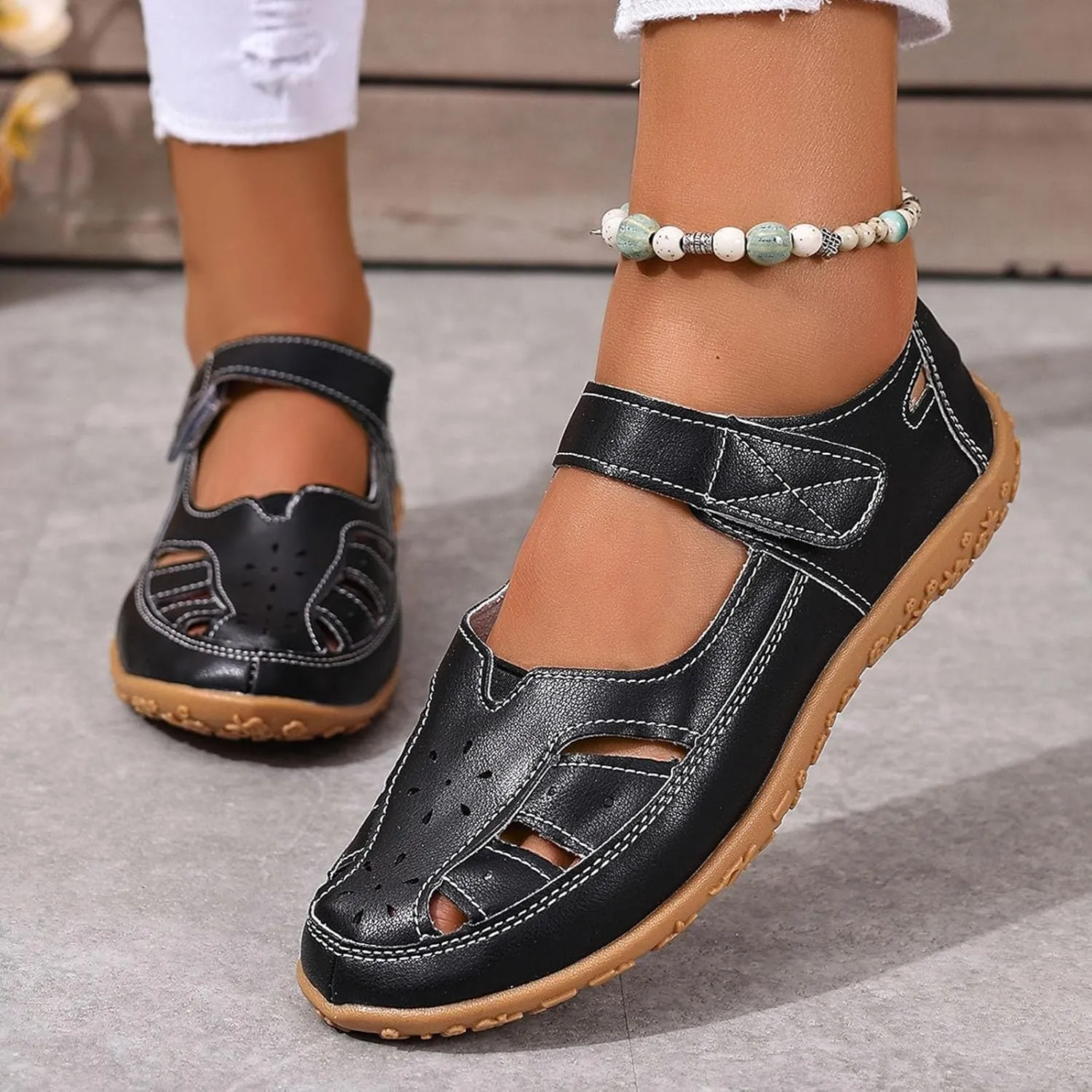Closed Toe Sandals for Women 2025 Dressy Summer Comfortable Flat Sandals with Arch Support Casual Hollow Out Flat Shoes Wide Width Trendy Sandal Dress Shoes