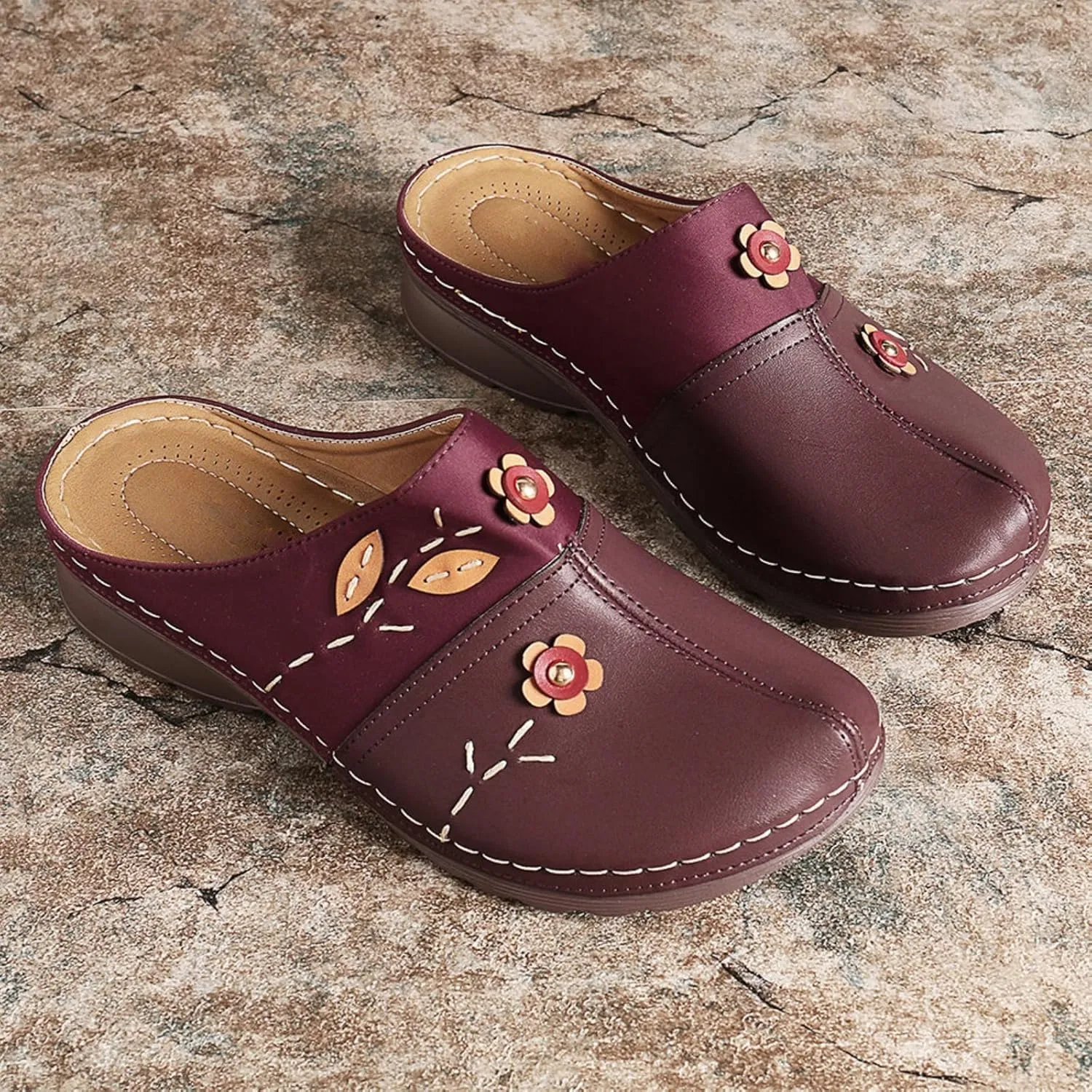 Flowers Clogs Shoes for Women Summer Leather Comfortable Slippers Casual Slip on Wide Fit Mules Lightweight Closed Toe Open Back Loafers with Arch Support