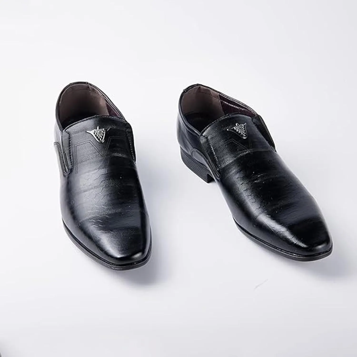 Mens Retro Leather Shoes Low Heel Business Formal Shoes Supple Drssy Shoe for Men Comfortable Waterproof Daily Work Footwear for Men with Durbale Non Slip Sole Suit for Long Walking