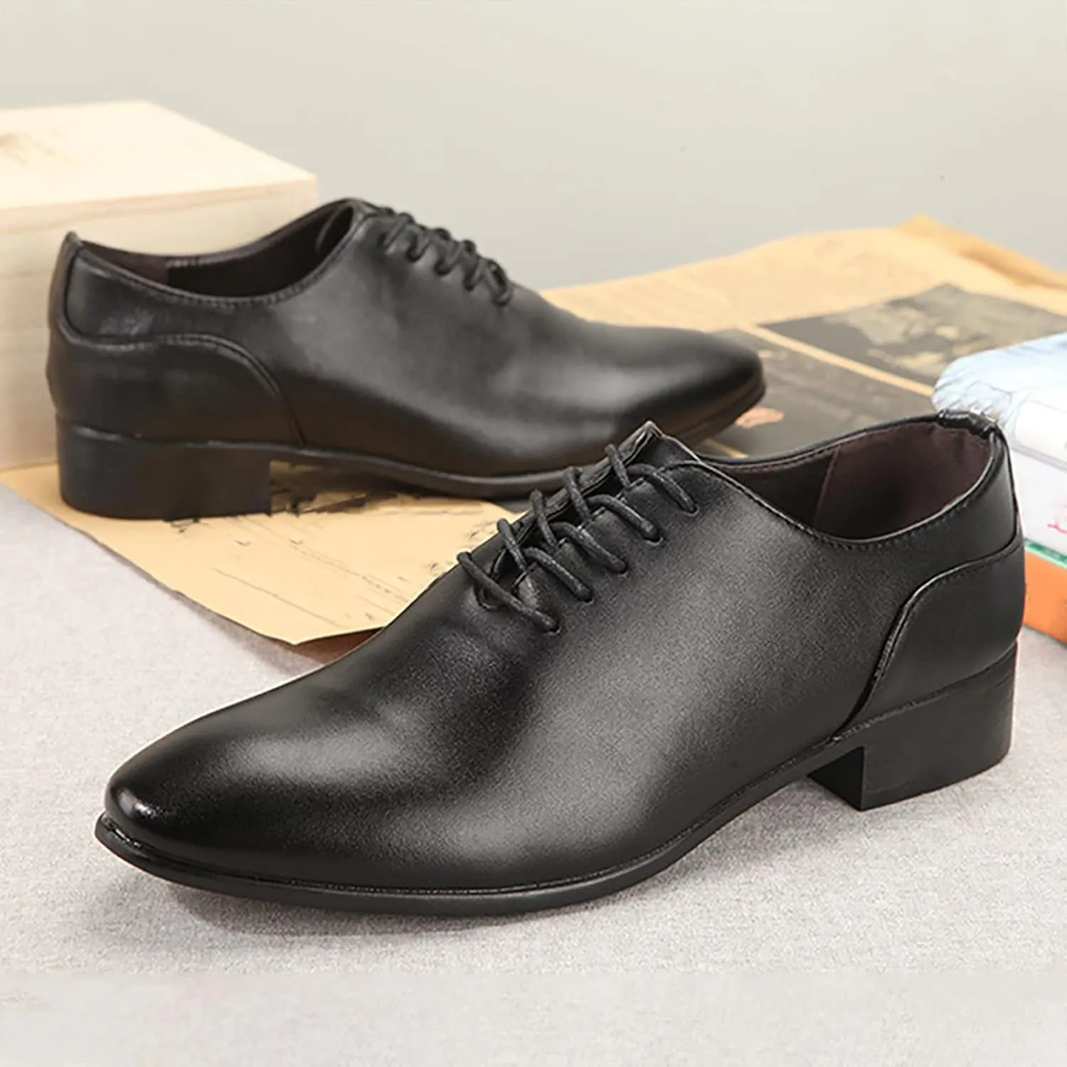 Men's Spring and Summer Korean Edition Solid Color Pointed Lace Up Business Leather Shoes Non Slip Shoes for Men