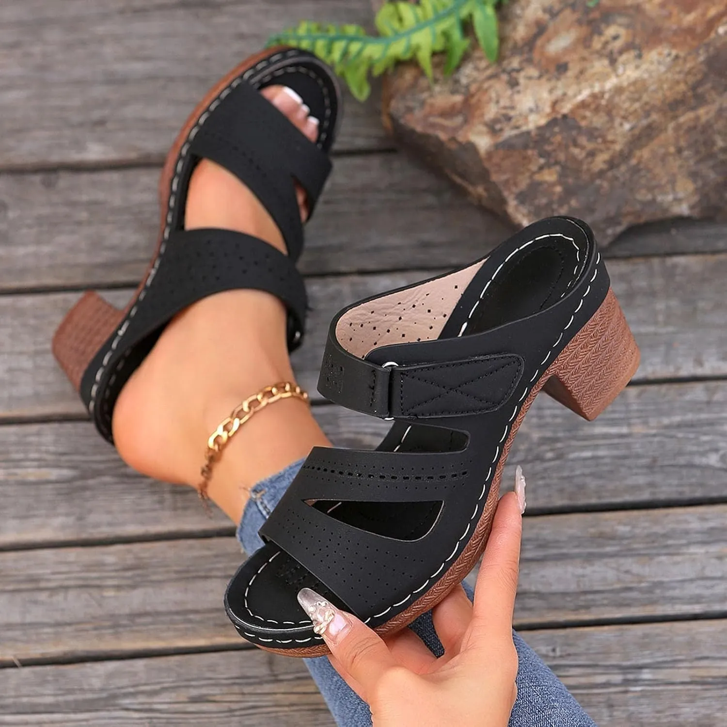 Womens Open Toe Sandals Summer Casual Non Slip Slippers Orthopedic Chunky Low Heels Open Toe Casual Summer Dressy Walking Beach Slippers Hollow Out Shoes