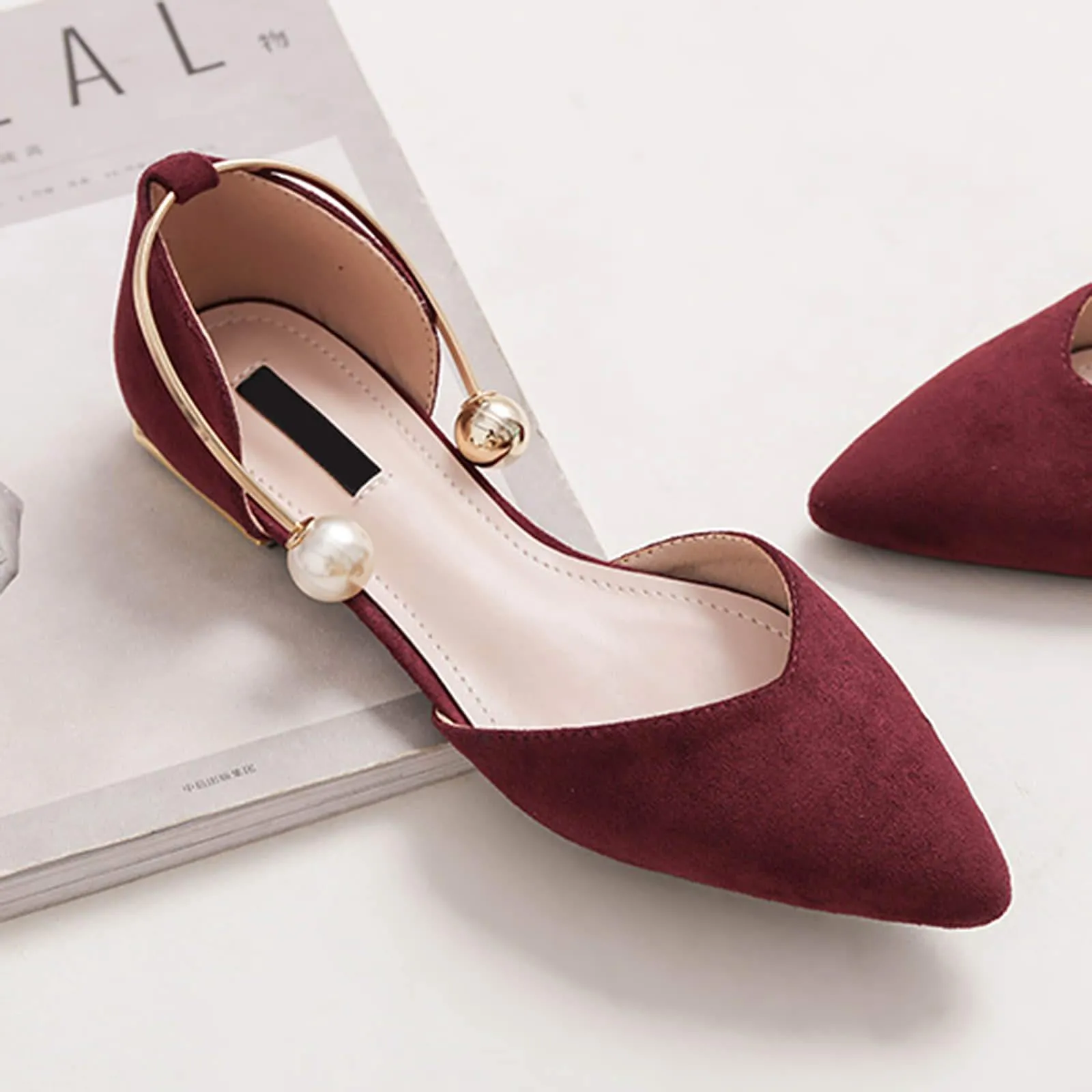 Womens Pearl Buckle Pointed Toe Flat Shoes