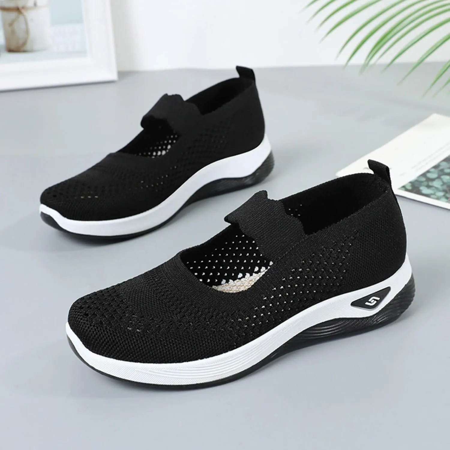 Womens Walking Shoes Lightweight Breathable Mesh Air Cushion Sneakers Casual Non-Slip Nurse Work Shoes Arch Support Comfortable